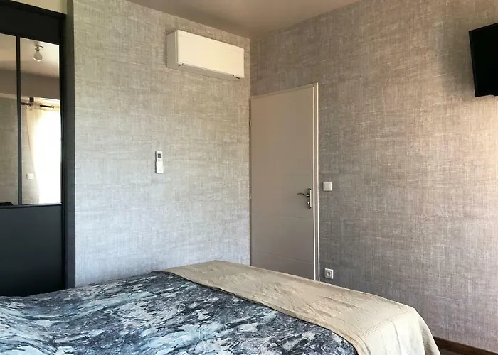 Moulin D'albias Aux Portes De Montauban Hotel apartamentowy 4*